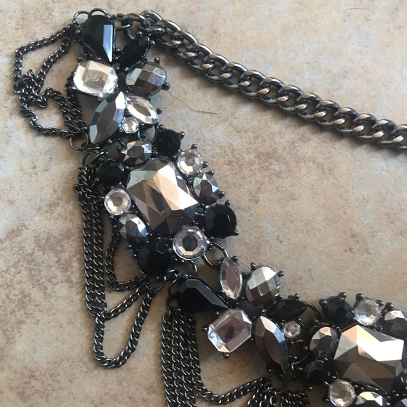 Chunky Statement Necklace - Picture 2 of 3